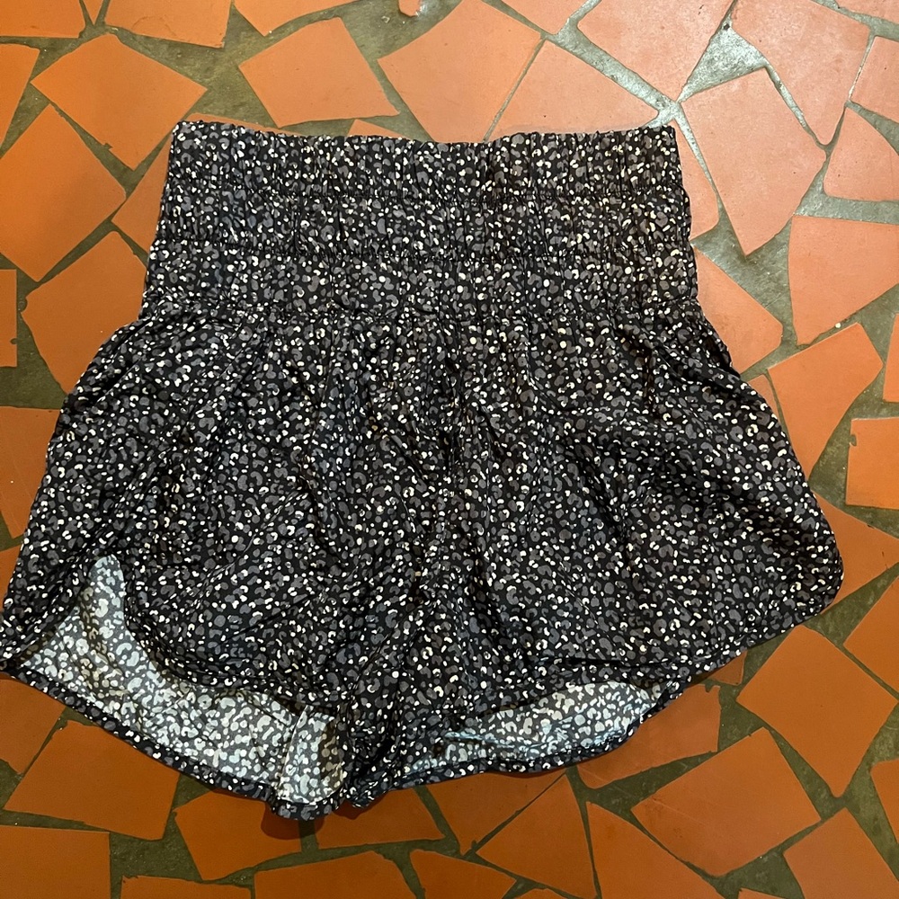 Free People Movement: The Way Home Short - black/gray pattern - M